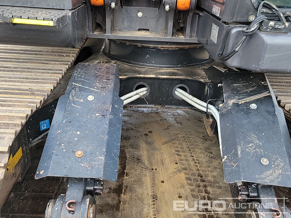 Pelle sur chenille 2022 Hitachi ZX135USBL-7: photos 25