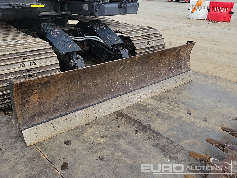 Pelle sur chenille 2022 Hitachi ZX135USBL-7: photos 23