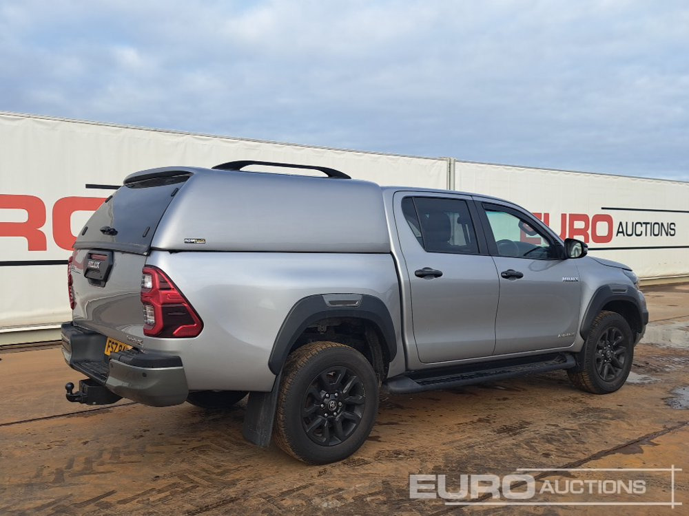 2022 Toyota Hilux Invincible X - Pick-up: photos 5 2022 Toyota Hilux Invincible X - Pick-up: photos 5