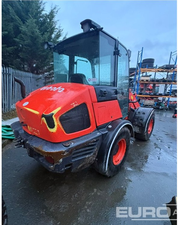 2023 Kubota R090 - Chargeuse sur pneus: photos 3 2023 Kubota R090 - Chargeuse sur pneus: photos 3