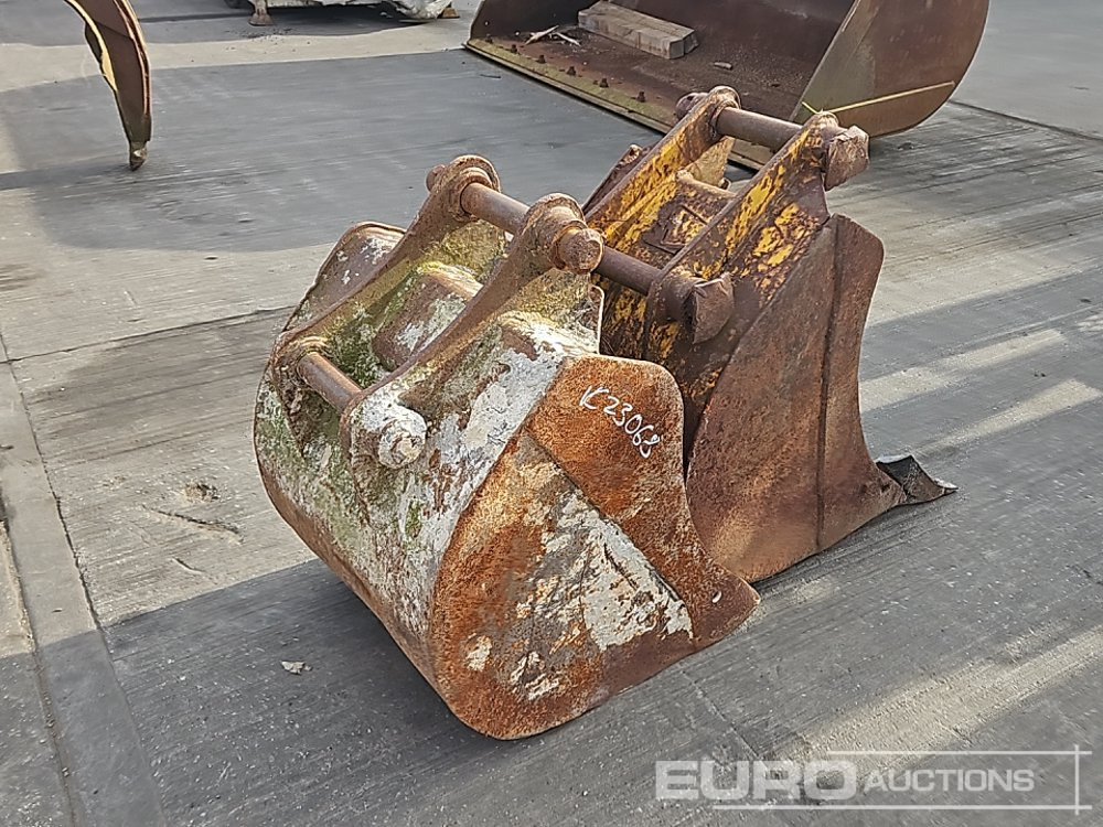 24", 18" Digging Bucket 45mm Pin to suit 4-6 Ton Excavator - Godet: photos 5 24", 18" Digging Bucket 45mm Pin to suit 4-6 Ton Excavator - Godet: photos 5
