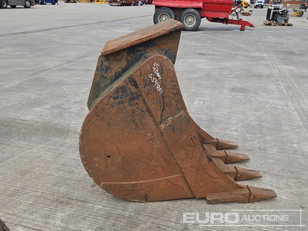 Godet 36" Digging Bucket: photos 6 Godet 36" Digging Bucket: photos 6