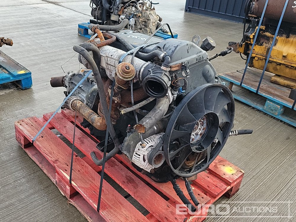 Moteur 4 Cylinder Engine, Gearbox: photos 7