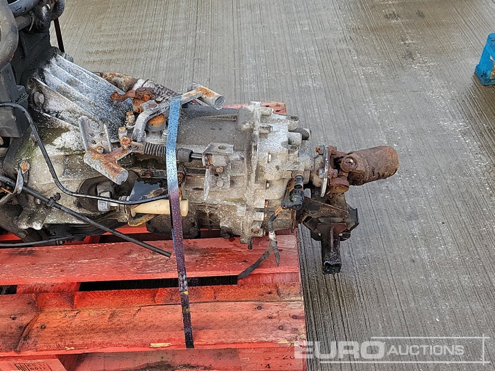 Moteur 4 Cylinder Engine, Gearbox: photos 13