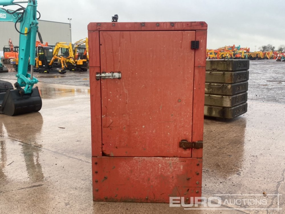 40KVA Diesel Generator, Iveco Engine - Groupe électrogène: photos 4 40KVA Diesel Generator, Iveco Engine - Groupe électrogène: photos 4