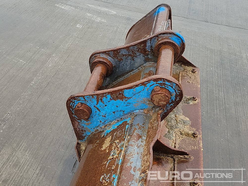 Godet 60" Ditching Bucket 60mm Pin to suit 10 Ton Excavator: photos 11
