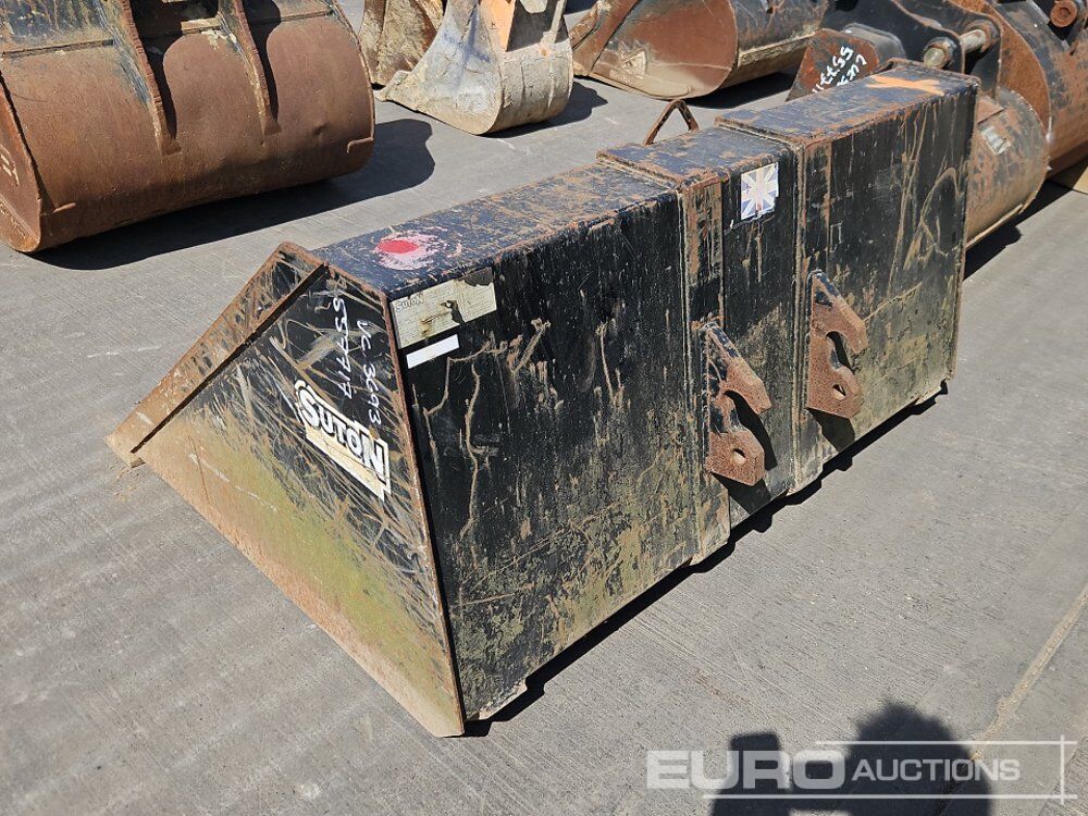 60" Loading Bucket to suit Telehandler - Godet: photos 3 60" Loading Bucket to suit Telehandler - Godet: photos 3