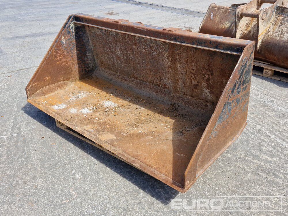 74" Loading Bucket to suit Telehandler - Godet: photos 1 74" Loading Bucket to suit Telehandler - Godet: photos 1