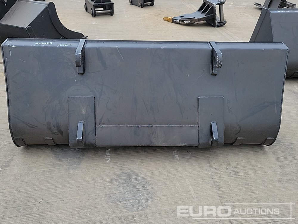 90" Loading Bucket to suit Telehandler - Godet: photos 4 90" Loading Bucket to suit Telehandler - Godet: photos 4
