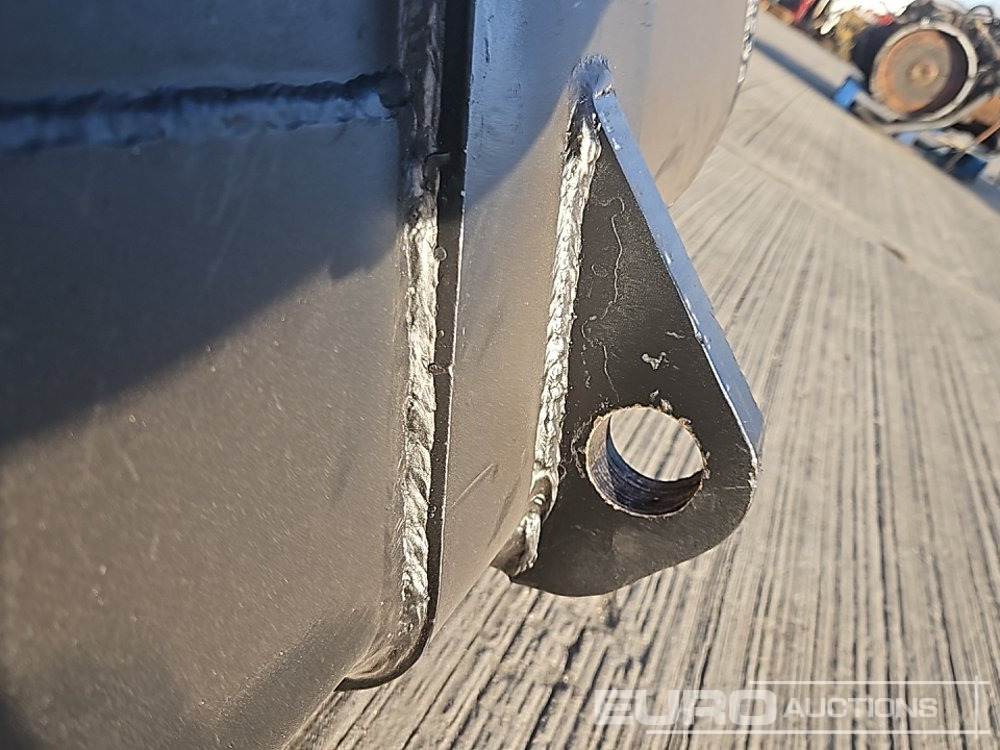 Godet neuf 90" Loading Bucket to suit Telehandler: photos 12