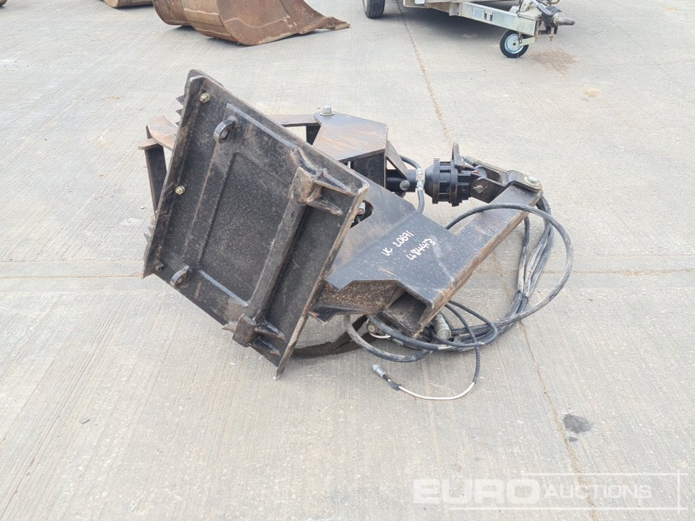 Avant Hydraulic Rotating Timber Grab to suit Skudsteer Loader - Accessoire pour Pelle: photos 4 Avant Hydraulic Rotating Timber Grab to suit Skudsteer Loader - Accessoire pour Pelle: photos 4