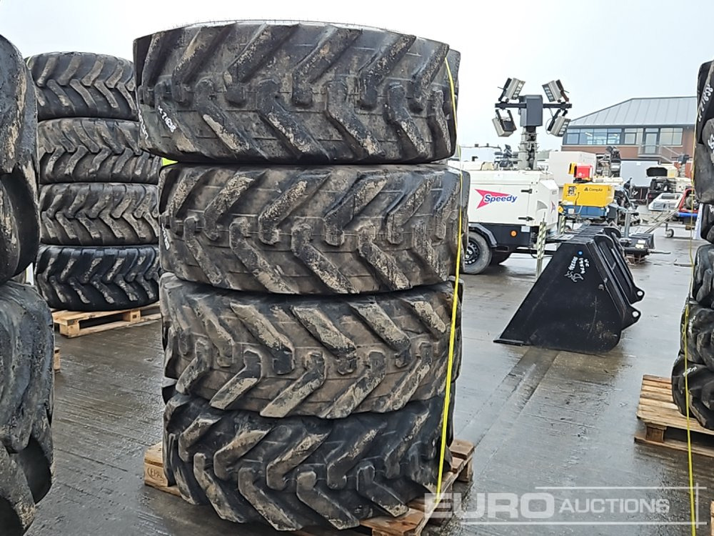 Alliance 400/80-24 Tyre (4 of) - Pneu: photos 2 Alliance 400/80-24 Tyre (4 of) - Pneu: photos 2