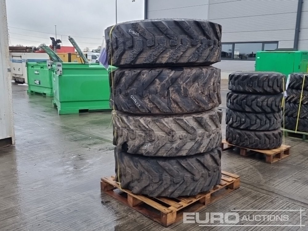 Alliance 400/80-24 Tyre (4 of) - Pneu: photos 1 Alliance 400/80-24 Tyre (4 of) - Pneu: photos 1