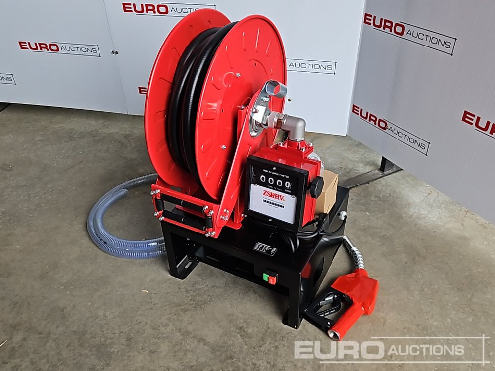 Boss 220v Pump Hose Reel - Équipement de garage: photos 1 Boss 220v Pump Hose Reel - Équipement de garage: photos 1
