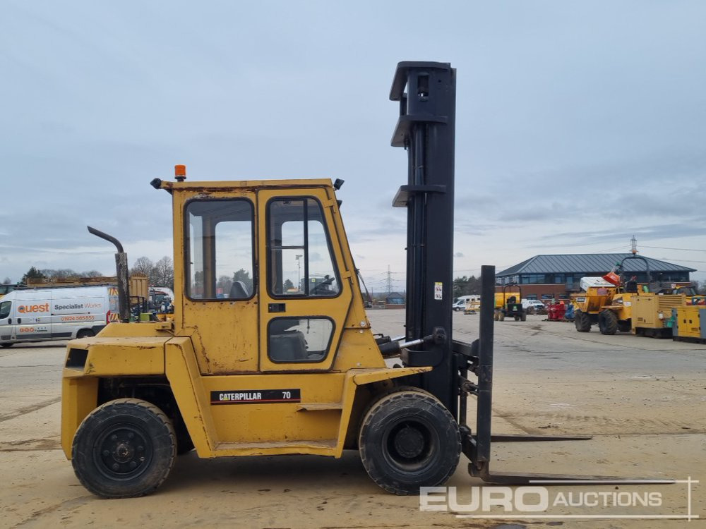 Chariot élévateur CAT DP70: photos 6 Chariot élévateur CAT DP70: photos 6