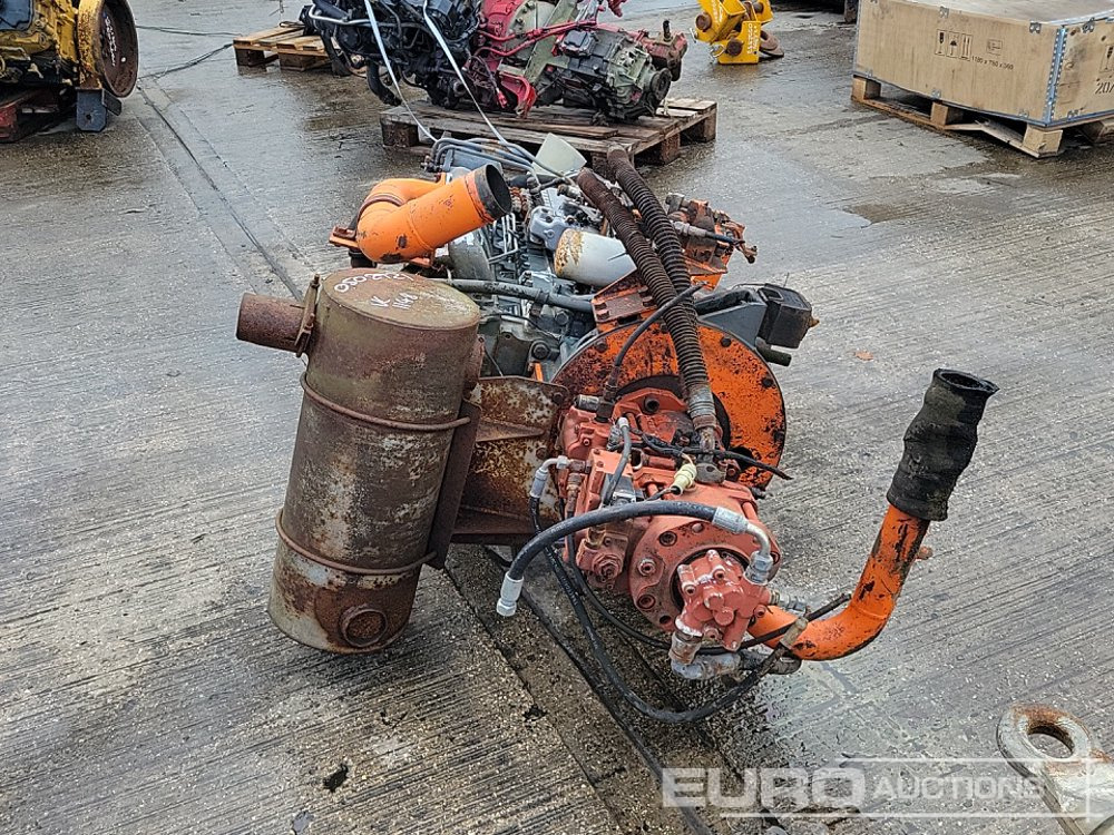 Daewoo 140 6 Cylinder Engine, Pump - Moteur: photos 4 Daewoo 140 6 Cylinder Engine, Pump - Moteur: photos 4