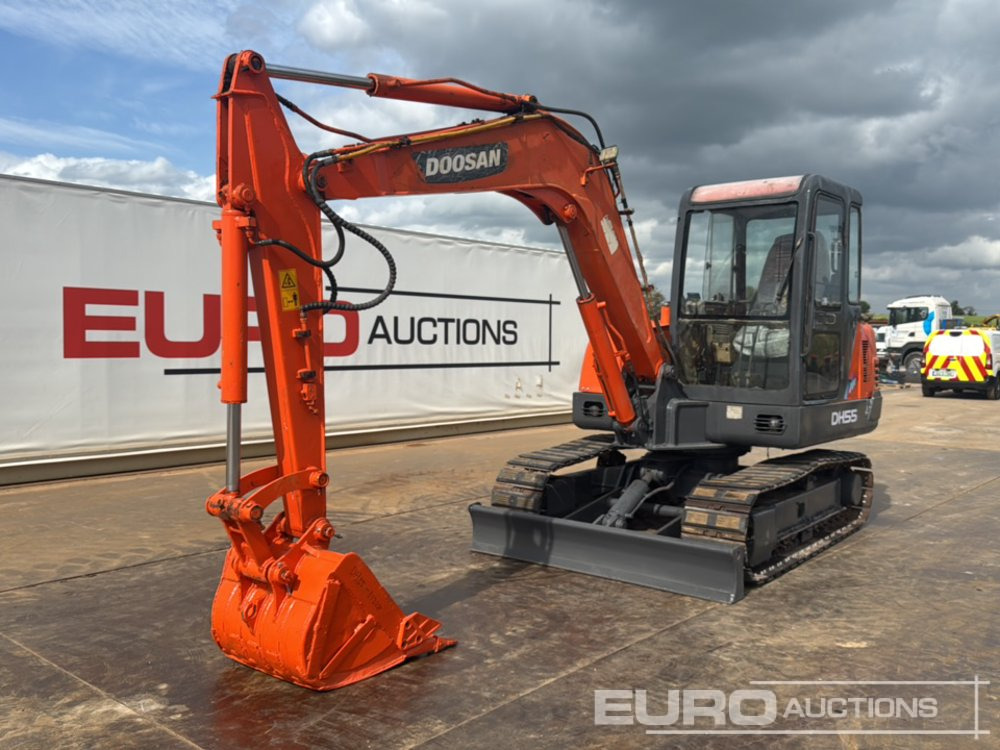 Doosan DH55-7 - Mini pelle: photos 1 Doosan DH55-7 - Mini pelle: photos 1