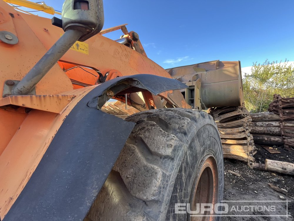 Doosan DL400 - Chargeuse sur pneus: photos 5 Doosan DL400 - Chargeuse sur pneus: photos 5