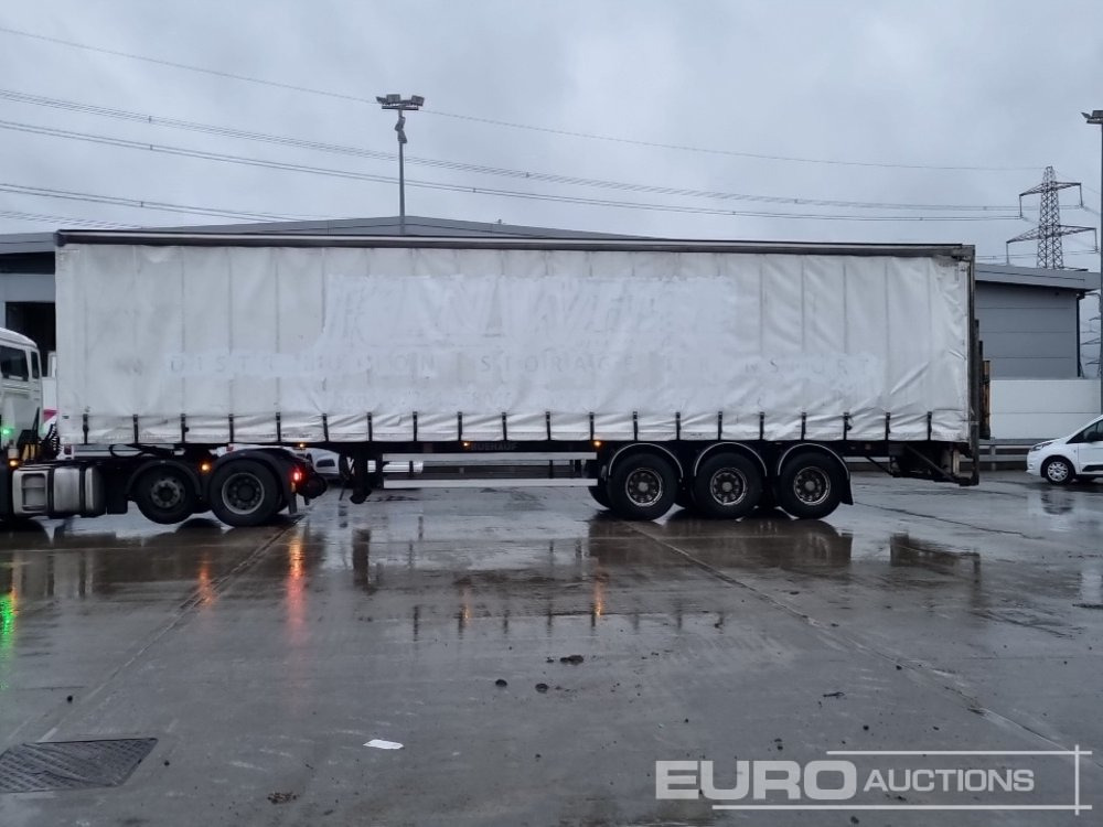 Freuhauf Tri Axle Curtainsider Trailer, Tail Lift - Semi-remorque rideaux coulissants: photos 2 Freuhauf Tri Axle Curtainsider Trailer, Tail Lift - Semi-remorque rideaux coulissants: photos 2