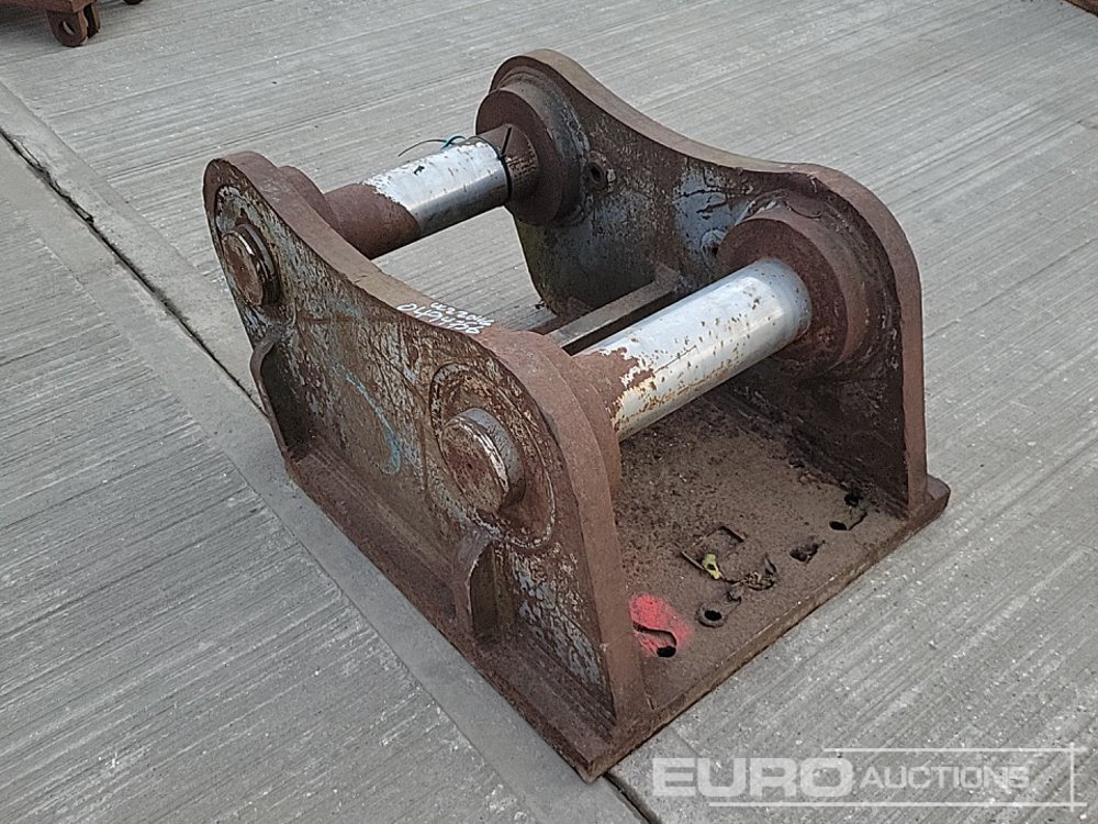 Headstock 130mm Pin to suit 70 Ton Excavator - Marteau hydraulique: photos 3 Headstock 130mm Pin to suit 70 Ton Excavator - Marteau hydraulique: photos 3