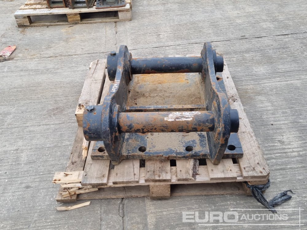 Headstock 90mm Pin to suit 30 Ton Excavator - Marteau hydraulique: photos 4 Headstock 90mm Pin to suit 30 Ton Excavator - Marteau hydraulique: photos 4