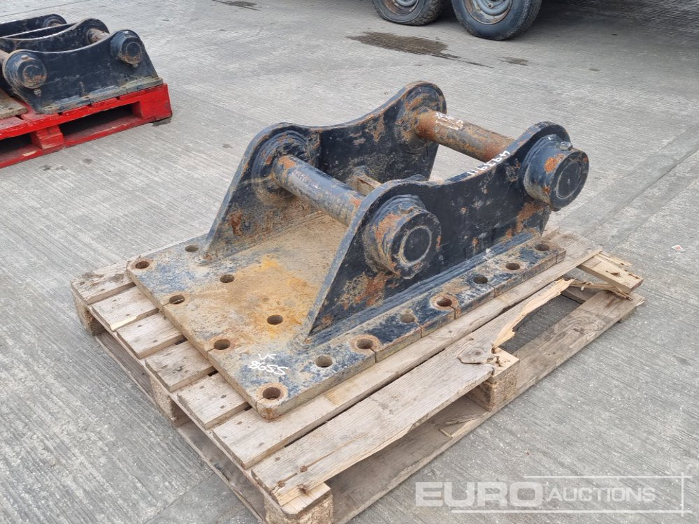Headstock 90mm Pin to suit 30 Ton Excavator - Marteau hydraulique: photos 1 Headstock 90mm Pin to suit 30 Ton Excavator - Marteau hydraulique: photos 1