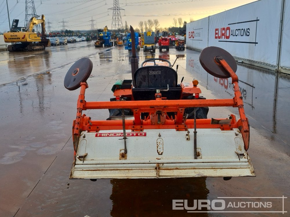 Hinomoto C174 - Micro tracteur: photos 4 Hinomoto C174 - Micro tracteur: photos 4