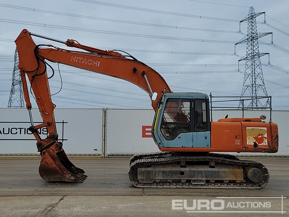 Hitachi EX220-2 - Pelle sur chenille: photos 2 Hitachi EX220-2 - Pelle sur chenille: photos 2