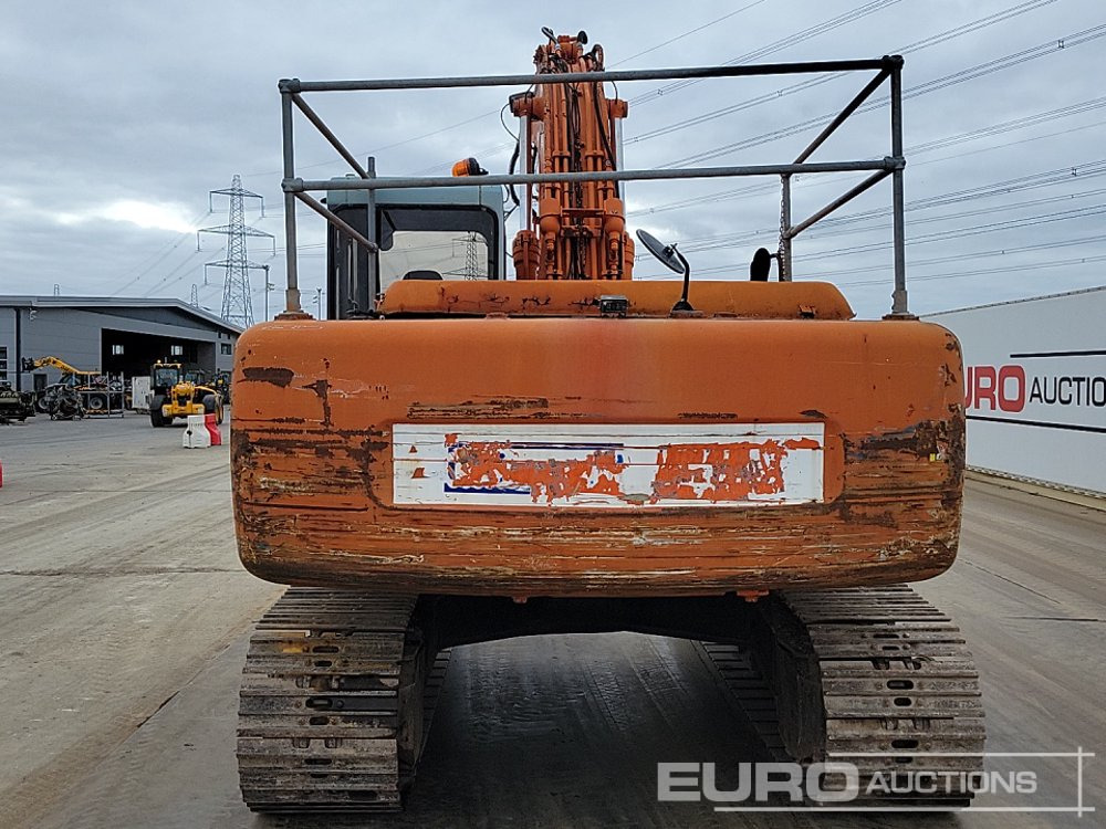 Hitachi EX220-2 - Pelle sur chenille: photos 4 Hitachi EX220-2 - Pelle sur chenille: photos 4