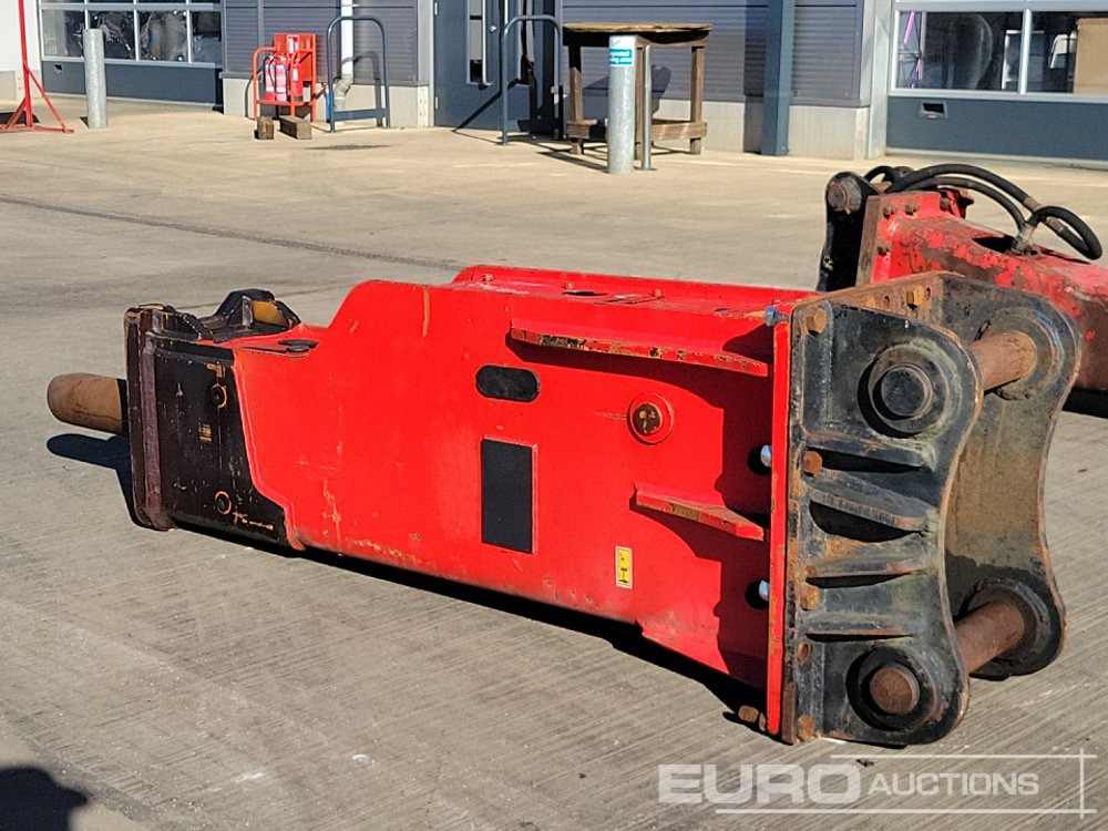 Hydraulic Breaker 80mm Pin to suit 20 Ton Excavator - Marteau hydraulique: photos 3 Hydraulic Breaker 80mm Pin to suit 20 Ton Excavator - Marteau hydraulique: photos 3