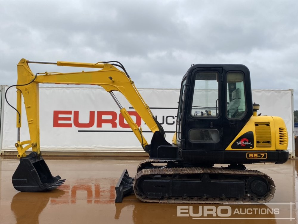 Hyundai R55-7 - Mini pelle: photos 2 Hyundai R55-7 - Mini pelle: photos 2