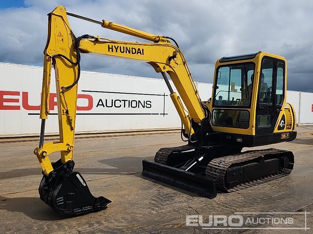 Hyundai R55-7 - Mini pelle: photos 1 Hyundai R55-7 - Mini pelle: photos 1