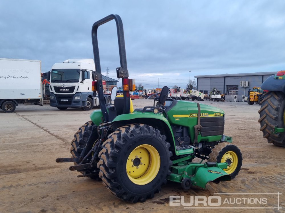 John Deere 4300 - Micro tracteur: photos 5 John Deere 4300 - Micro tracteur: photos 5