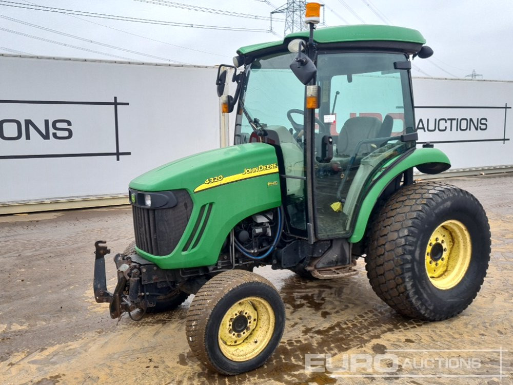 John Deere 4320 - Micro tracteur: photos 1 John Deere 4320 - Micro tracteur: photos 1