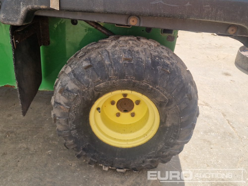 Quadricycle John Deere TE Gator: photos 11