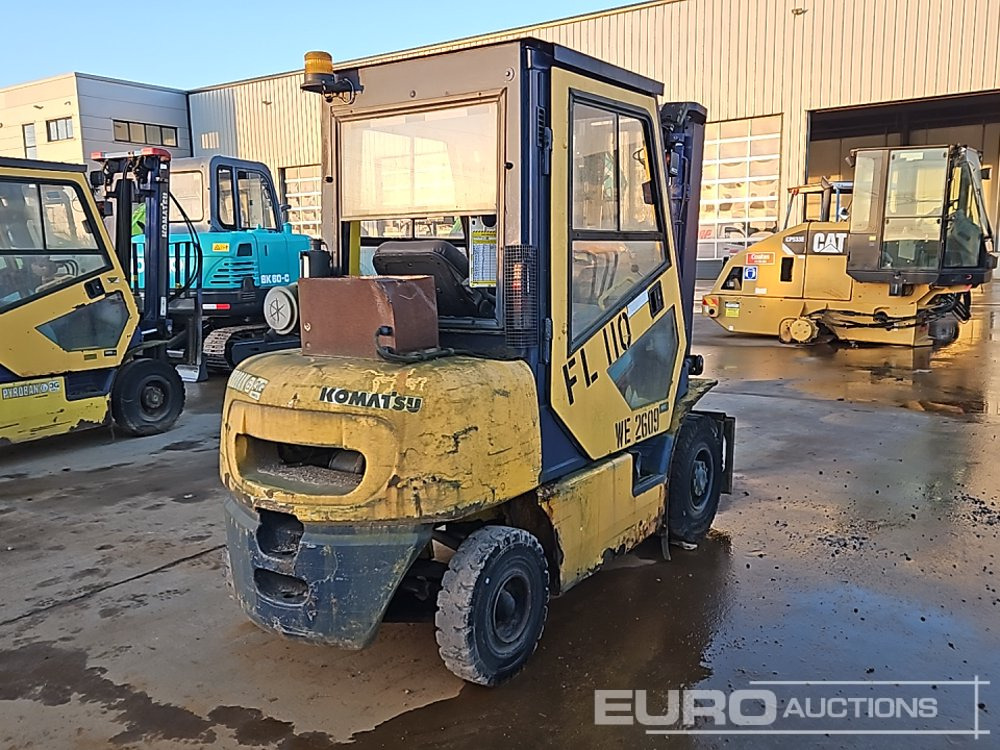 Komatsu FD25T-14 - Chariot élévateur diesel: photos 5 Komatsu FD25T-14 - Chariot élévateur diesel: photos 5