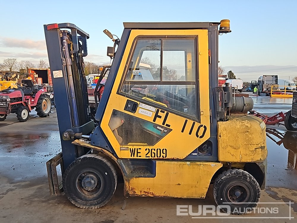 Komatsu FD25T-14 - Chariot élévateur diesel: photos 2 Komatsu FD25T-14 - Chariot élévateur diesel: photos 2