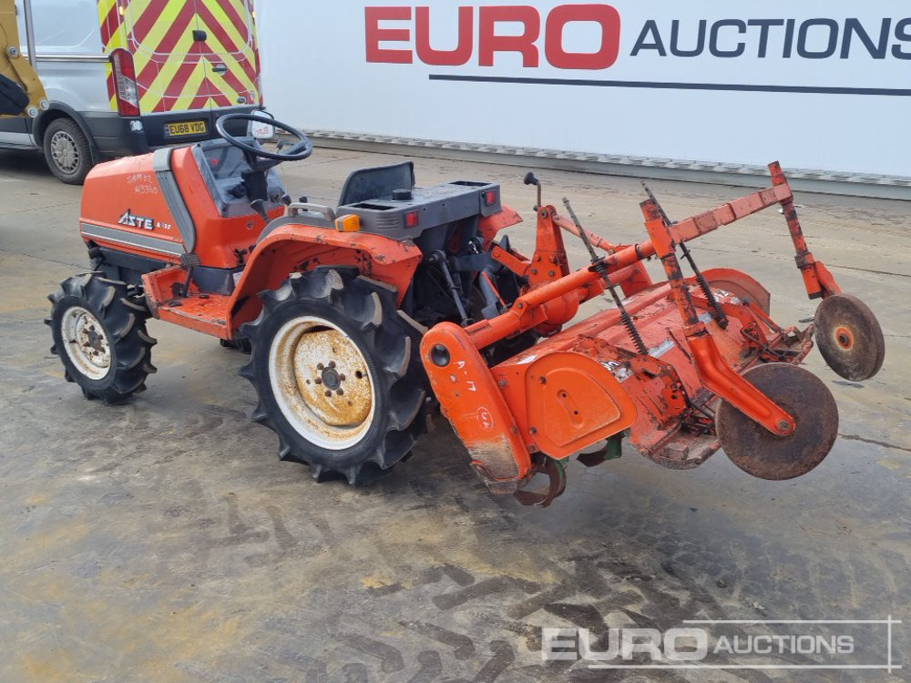Kubota A-17 - Micro tracteur: photos 3 Kubota A-17 - Micro tracteur: photos 3