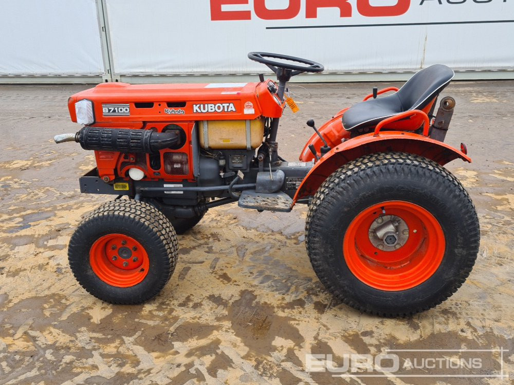 Kubota B7100D - Micro tracteur: photos 2 Kubota B7100D - Micro tracteur: photos 2