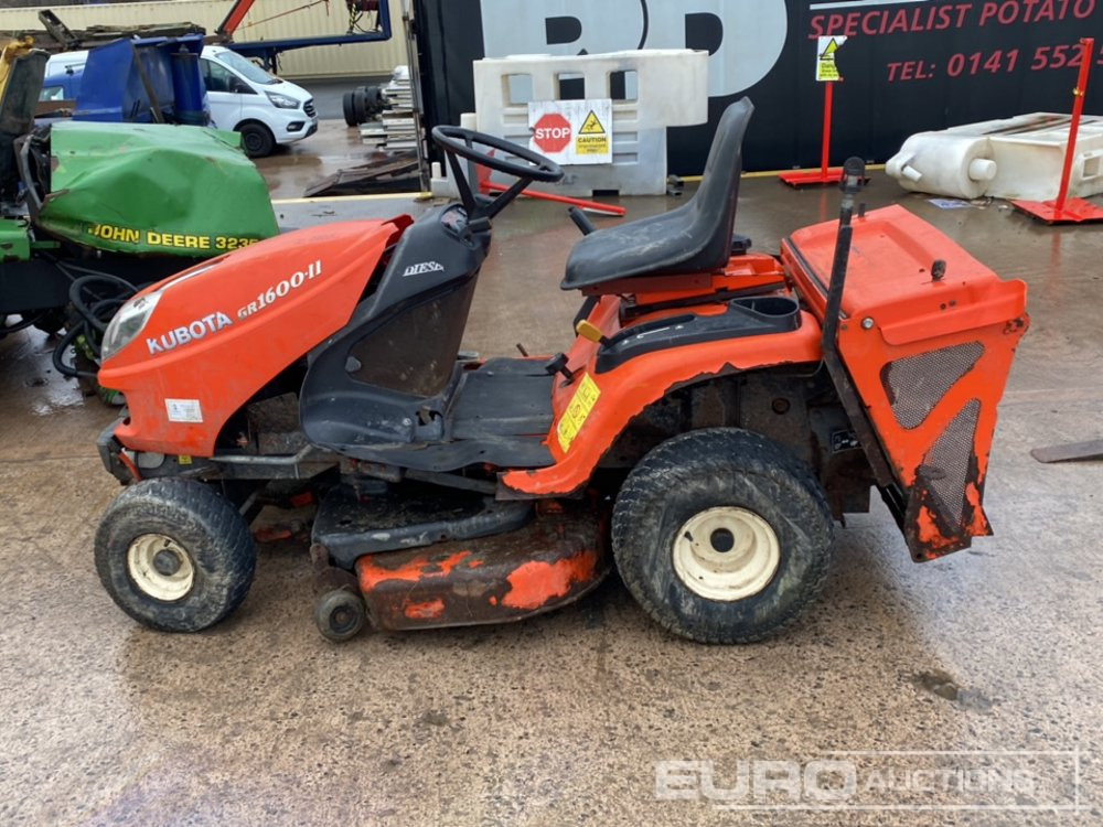 Kubota GR1600-11 Diesel Lawnmower - Motofaucheuse: photos 2 Kubota GR1600-11 Diesel Lawnmower - Motofaucheuse: photos 2