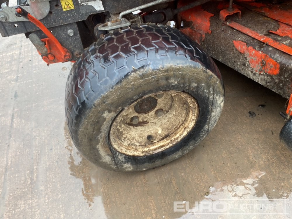 Kubota GR2120 - Motofaucheuse: photos 5 Kubota GR2120 - Motofaucheuse: photos 5