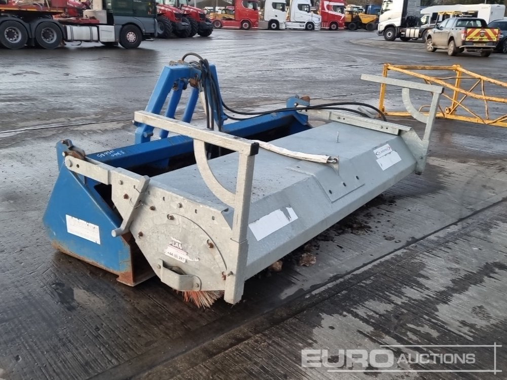 2021 Plant Mec Road Link Box 2.6 Brush to Suit Tractor 3 Point Linkage - Machine agricole: photos 3 2021 Plant Mec Road Link Box 2.6 Brush to Suit Tractor 3 Point Linkage - Machine agricole: photos 3