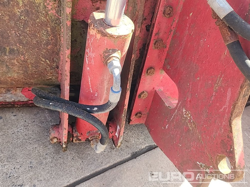 Machine agricole Redrock 104" Hydraulic Muck Grab to suit JCB Telehandler: photos 8