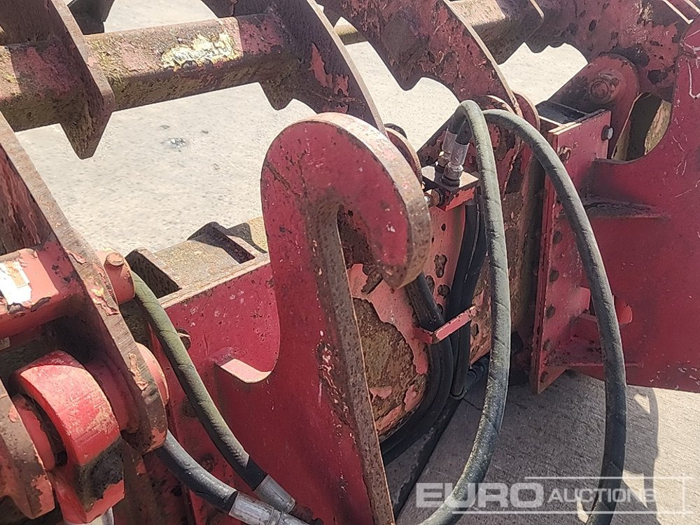 Machine agricole Redrock 104" Hydraulic Muck Grab to suit JCB Telehandler: photos 9