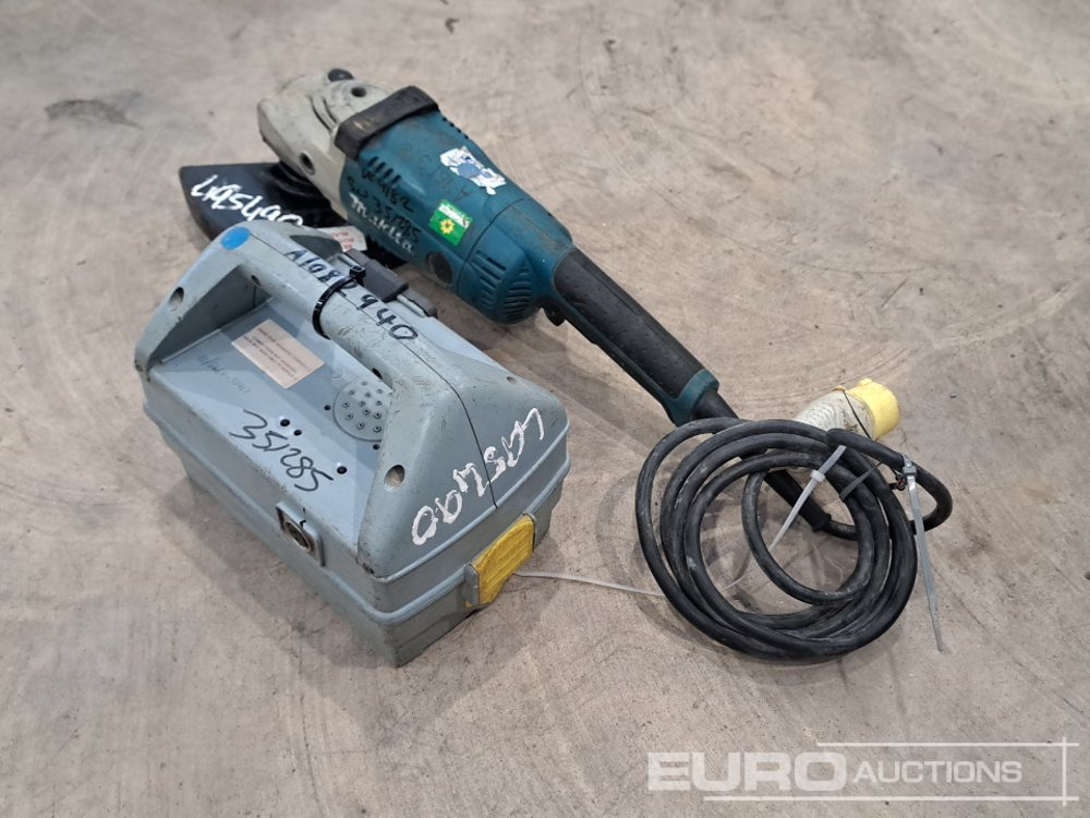 Makita GA9020 110 Volt Grinder & Signal Generator (2 of) - Matériel de chantier: photos 3 Makita GA9020 110 Volt Grinder & Signal Generator (2 of) - Matériel de chantier: photos 3