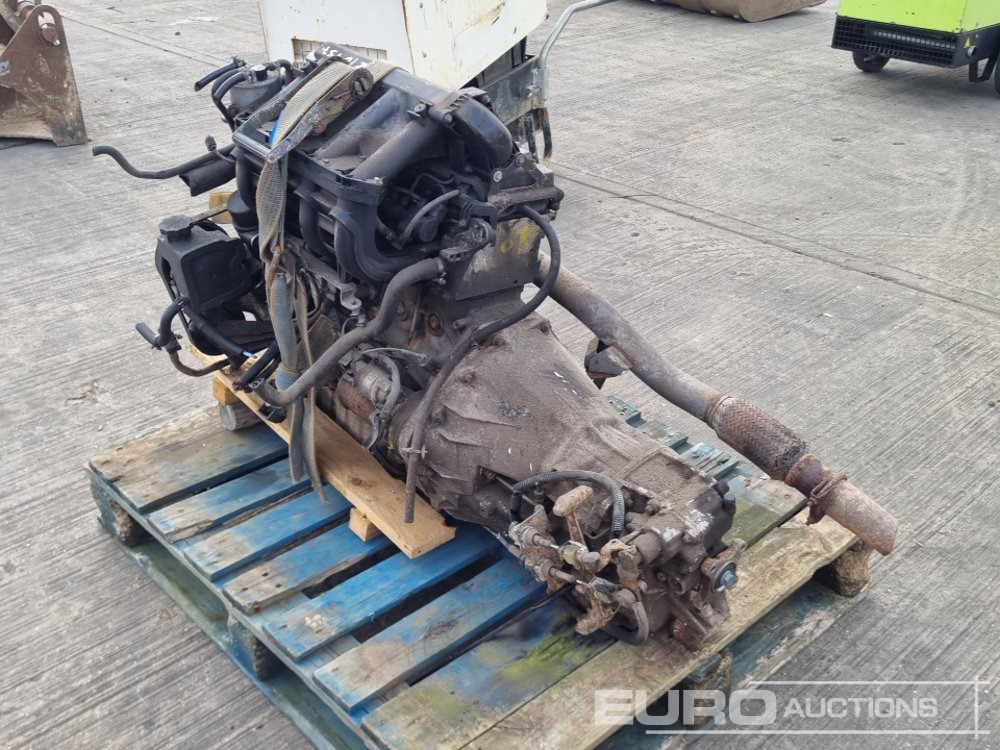Mercedes 4 Cylinder Engine - Moteur: photos 3 Mercedes 4 Cylinder Engine - Moteur: photos 3