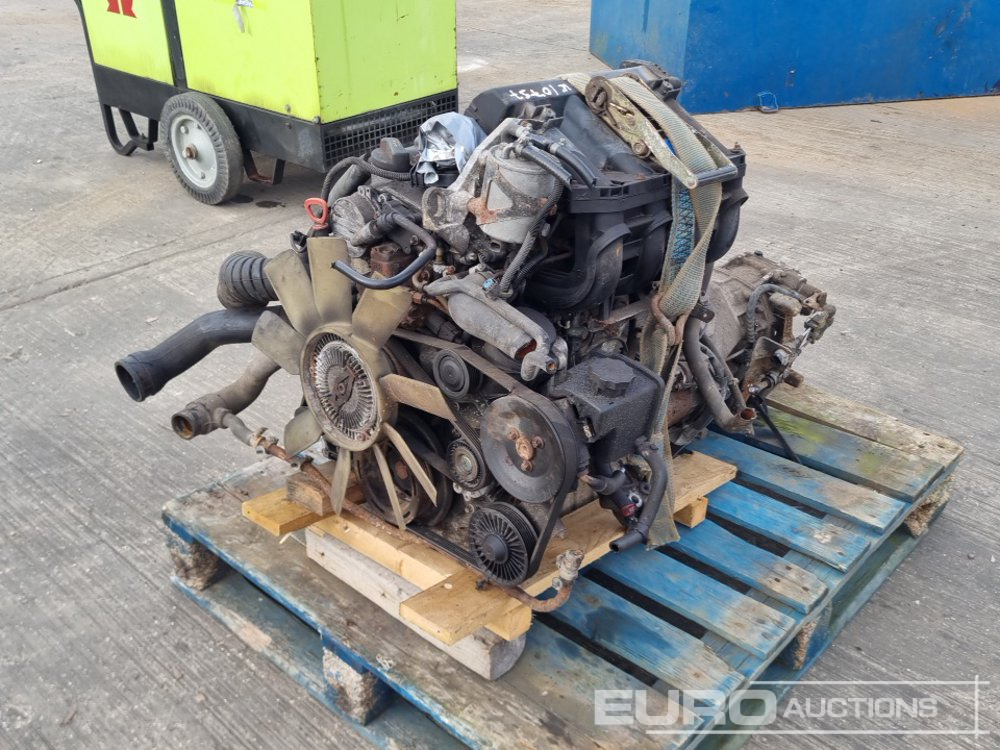 Mercedes 4 Cylinder Engine - Moteur: photos 1 Mercedes 4 Cylinder Engine - Moteur: photos 1