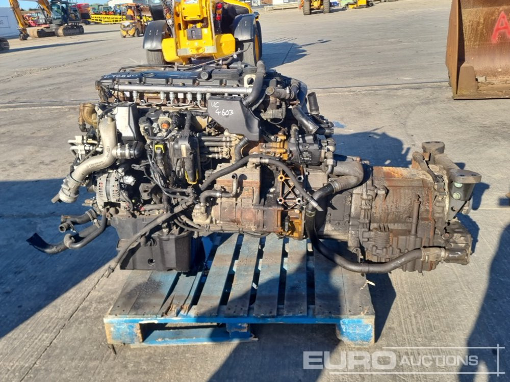 Mercedes 6 Cylinder Engine, Gearbox - Moteur: photos 2 Mercedes 6 Cylinder Engine, Gearbox - Moteur: photos 2
