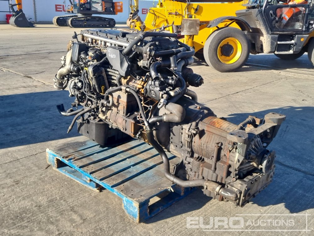Mercedes 6 Cylinder Engine, Gearbox - Moteur: photos 3 Mercedes 6 Cylinder Engine, Gearbox - Moteur: photos 3