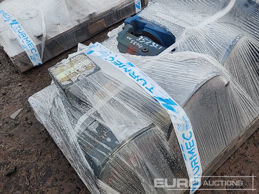 Pallet of Gearboxes (3 of), Motor - Boîte de vitesse: photos 5 Pallet of Gearboxes (3 of), Motor - Boîte de vitesse: photos 5